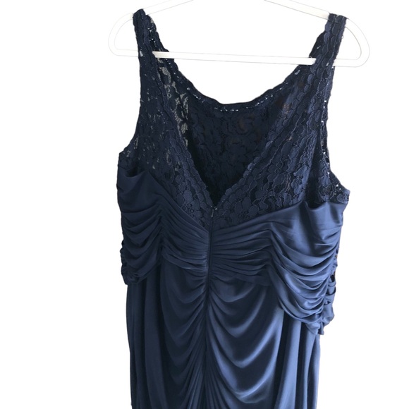 David’s Bridal, dress - Picture 5 of 16